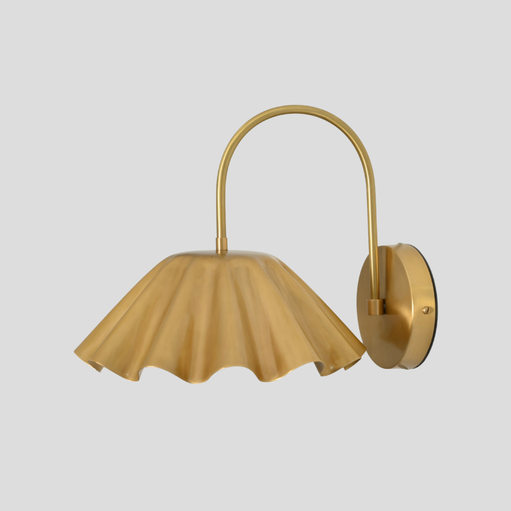 Curved Brass Flower Wall Sconce - Modern Bedside Light